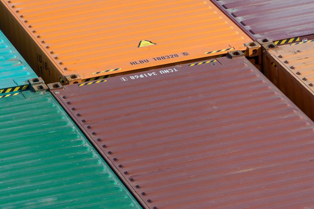 Kinh nghiệm nhập hàng, vận chuyển và kinh doanh online: chọn đơn vị ship